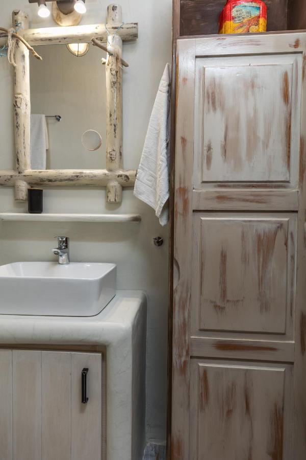 Elizabeth'S Small Apartment Naxos City Экстерьер фото